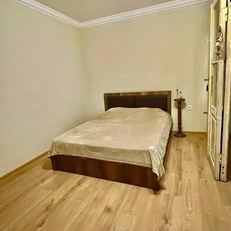 Apartment In Old Тбилиси Экстерьер фото
